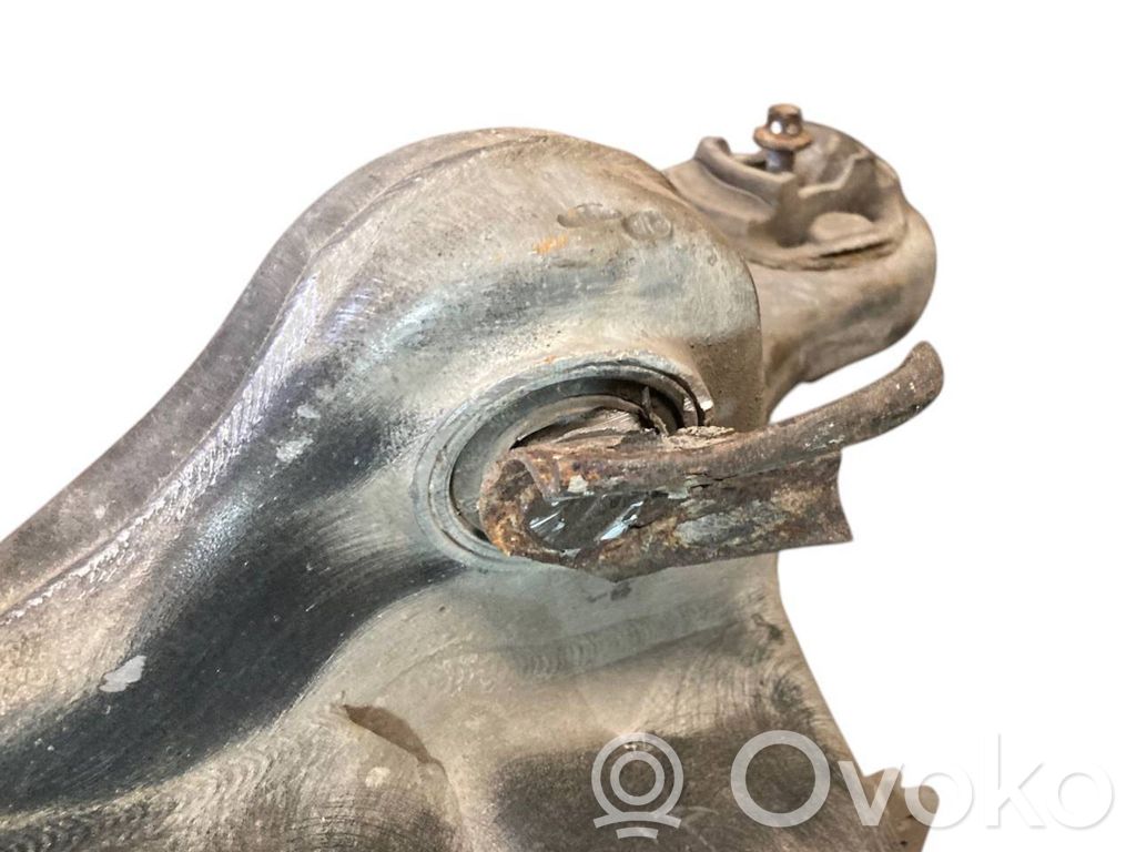 Pusrāmis aizmugurējais / priekšējais