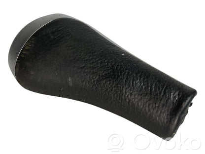 Декоративная отделка рычага переключения передач (кожа, наконечник)