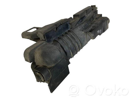 Radiator(s) holder/bracket