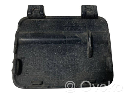 Towbar cover in bumper