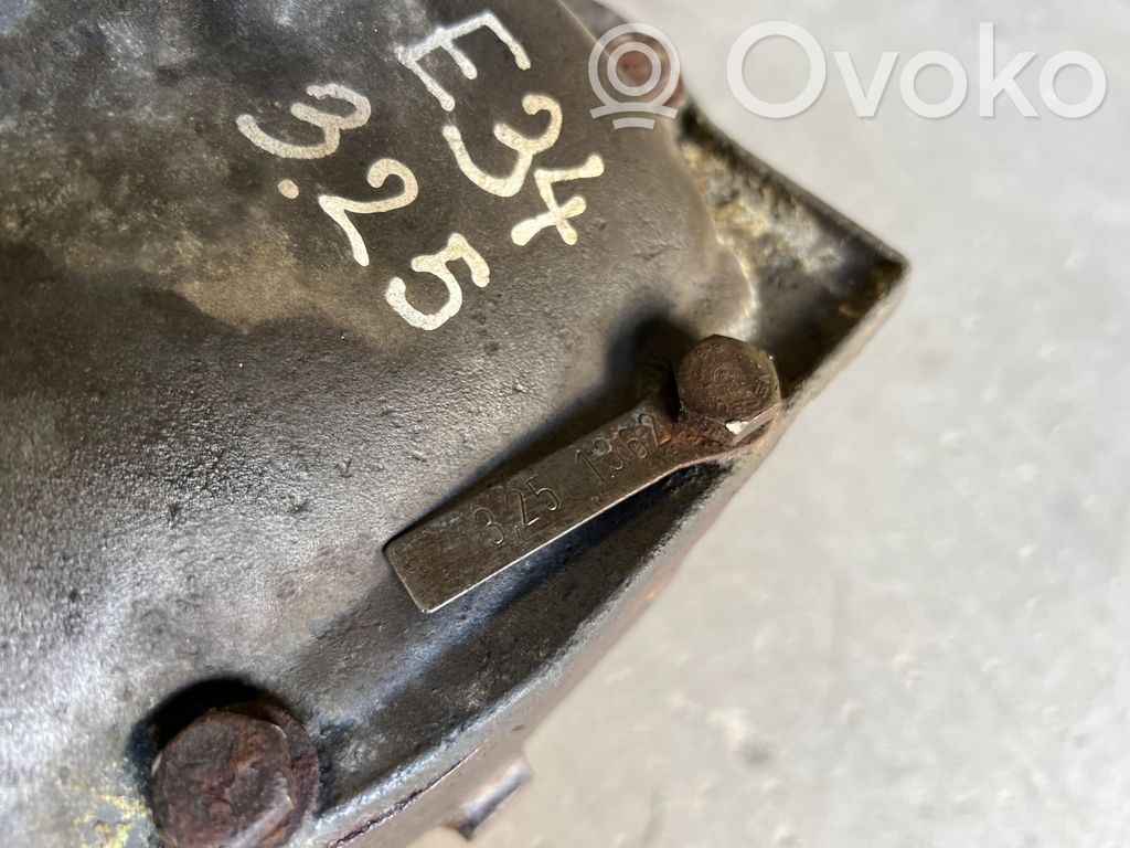 Aizmugurējais reduktors