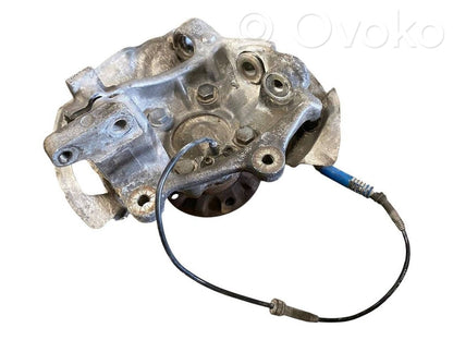 Priekšējā riteņa rumbas vārpstas šarnīrs (stupica, capfa)