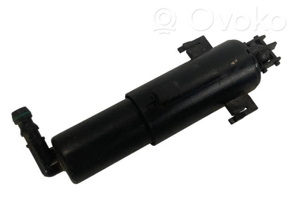 Lukturu mazgātāja sprausla (-as)