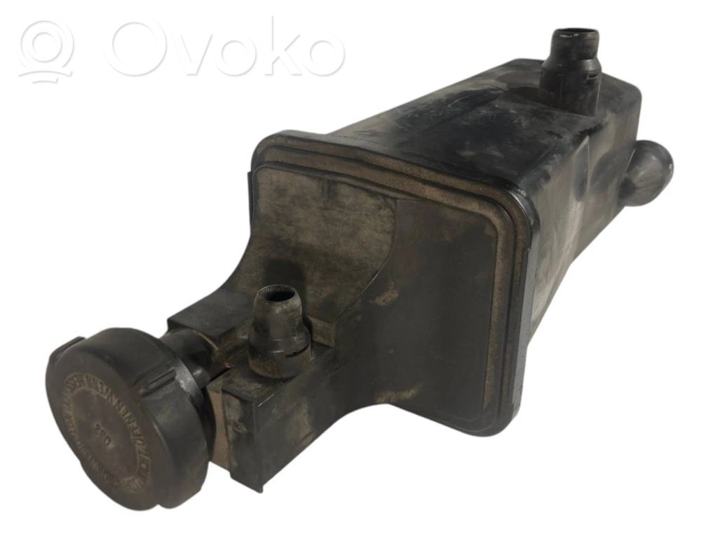 Dzesēšanas šķidruma izplešanās tvertne