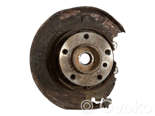 Aizmugurē riteņa rumbas vārpstas šarnīrs (stupica, capfa)