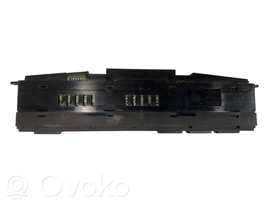 Sēdekļu apsildes slēdzis