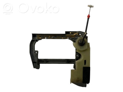 Holder/bracket for external opening handle at the front