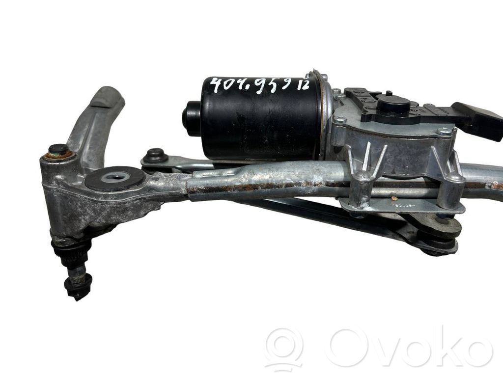 Stikla tīrītāja mehānisms (stienis)