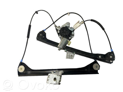 Priekšpusē elektriskā loga pacelšanas mehānisma komplekts