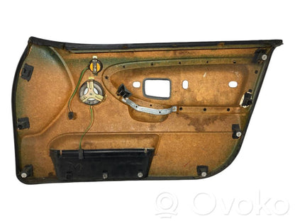 Priekšējo durvju apdare