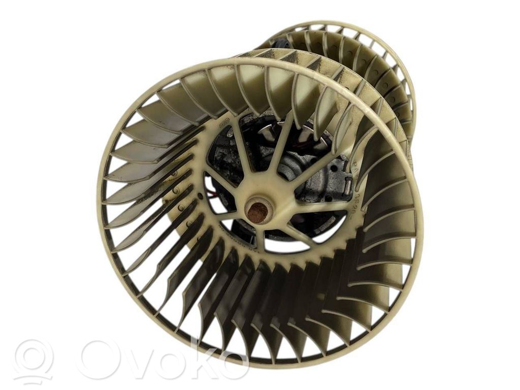 Mazā radiatora ventilators
