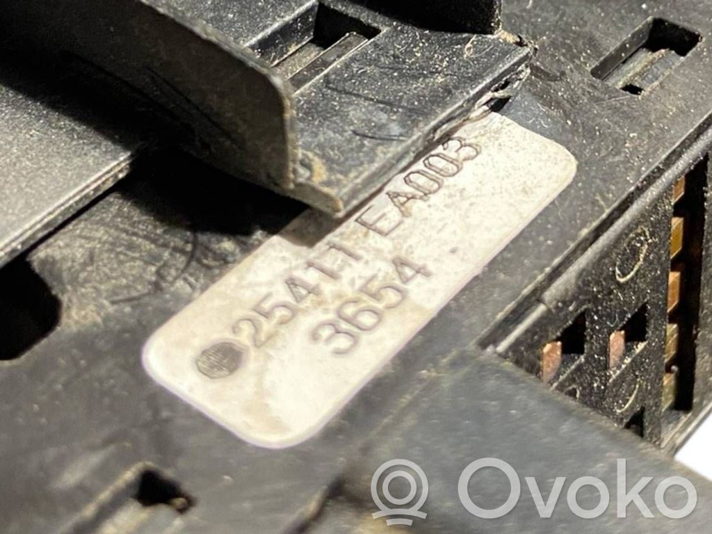 Elektrisko logu slēdzis