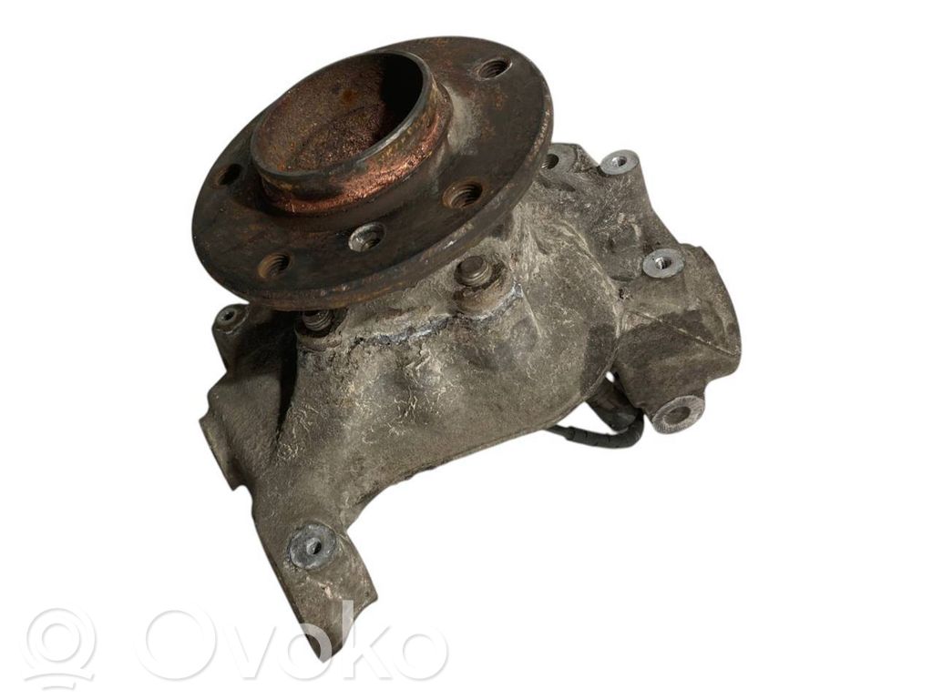 Priekšējā riteņa rumbas vārpstas šarnīrs (stupica, capfa)