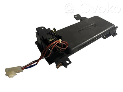 Другая часть интерьера