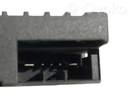 Sēdekļu apsildes slēdzis