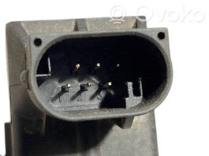 Aizmugurē balstiekārtas augstuma sensors