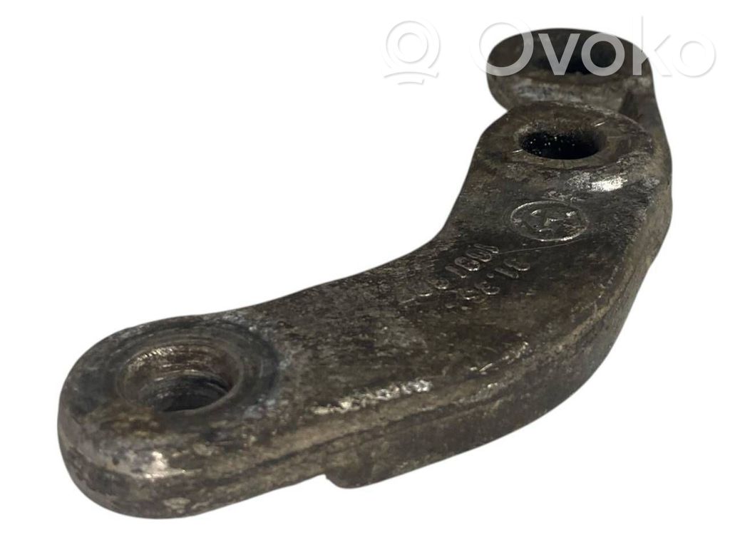 Stabilizatora stiprinājums (priekšā)