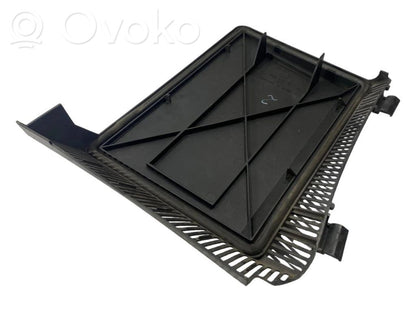 Gaisa filtra kastes vāks