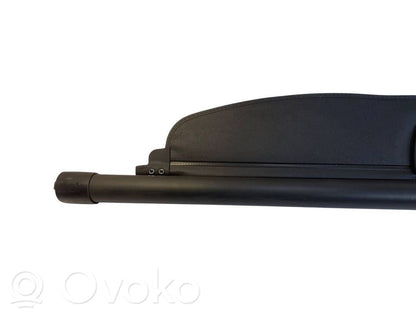 Bagāžnieks logu aizkars