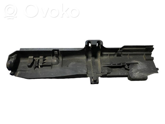 Radiatora (-u) turētājs / kronšteins