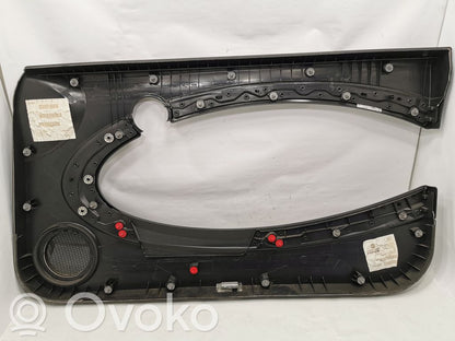 Priekšējo durvju apdare