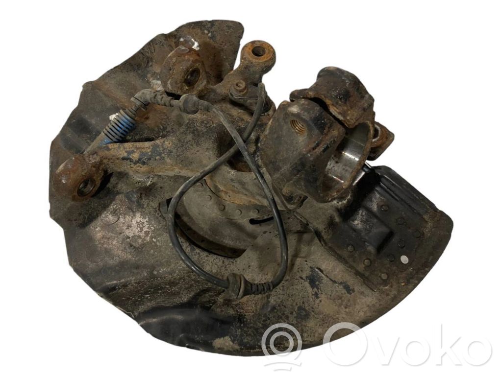 Priekšējā riteņa rumbas vārpstas šarnīrs (stupica, capfa)