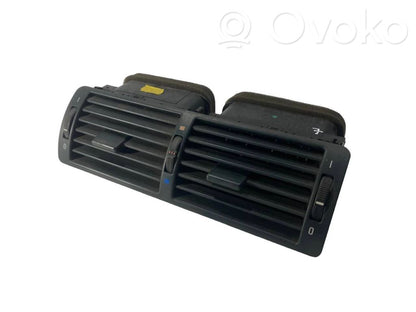 Centrālais gaisa ventilācijas režģis