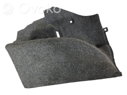 Bagāžnieka sānu apakšējās apdares panelis