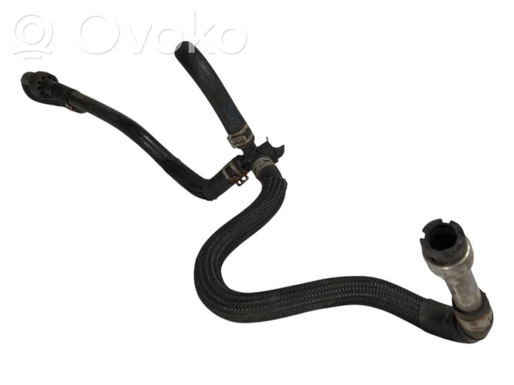 Degvielas caurulīte (-es)