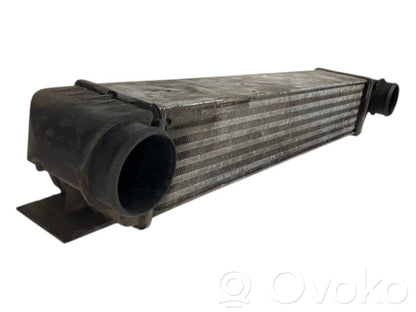 Starpdzesētāja radiators