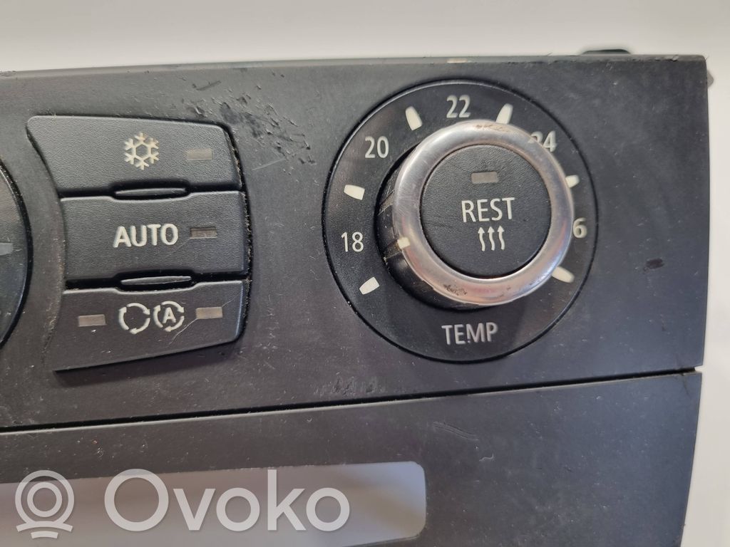 Gaisa kondicioniera / klimata kontroles / salona apsildes vadības bloks (salonā)