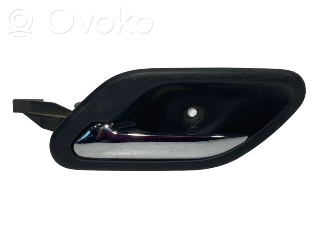 Internal opening handle