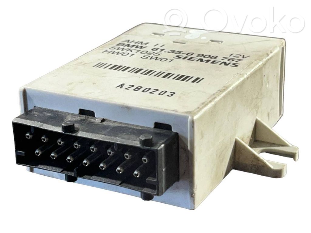 Trailer hitch control unit