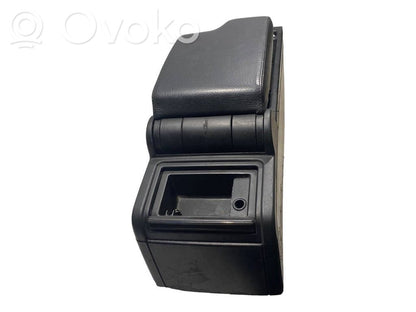 Подлокотник