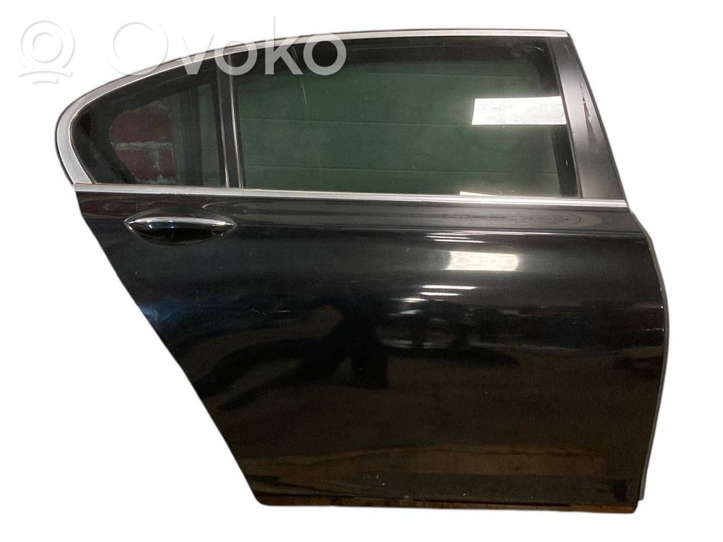 Rear door