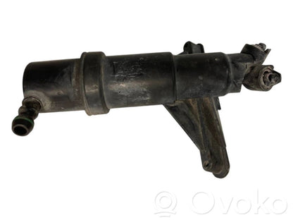 Lukturu mazgātāja sprausla (-as)