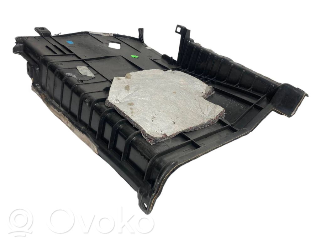 Side decorative trim panel