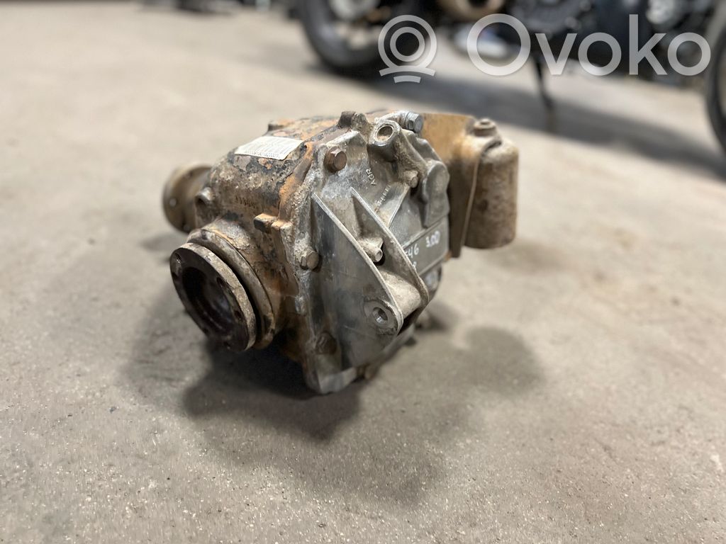 Aizmugurējais reduktors