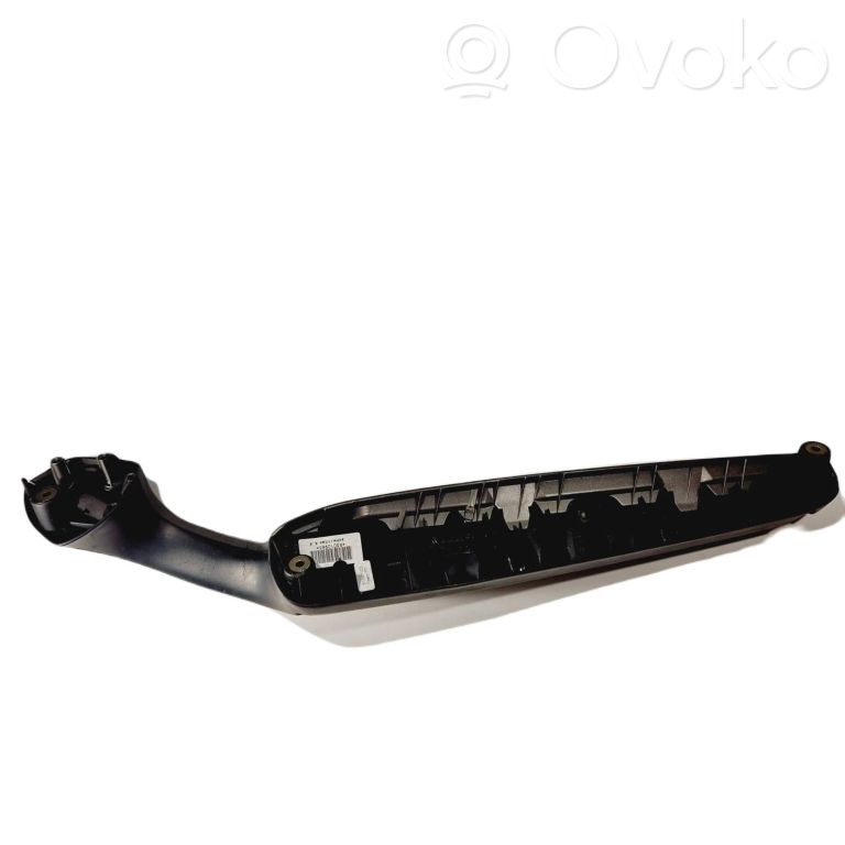 Cita veida salona detaļa