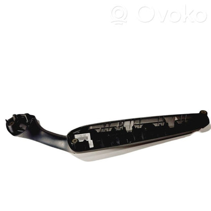 Cita veida salona detaļa