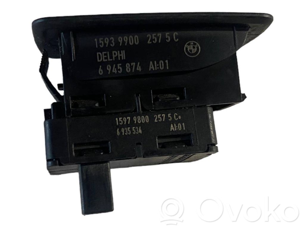 Power window switch