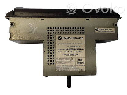 Radio / CD/DVD player / navigation