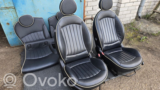 Salona daļu komplekts