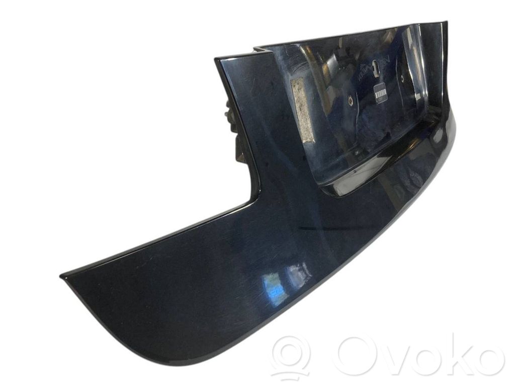 Bagāžnieka dekoratīvā apdare