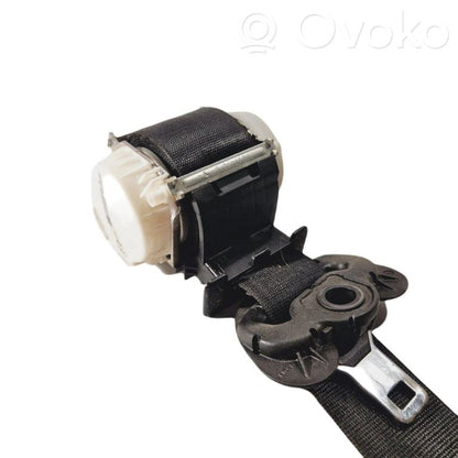 Передний ремень безопасности