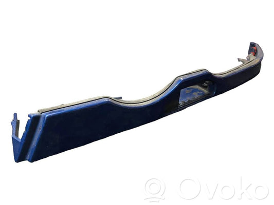 Priekšējā luktura dekoratīvā apdare