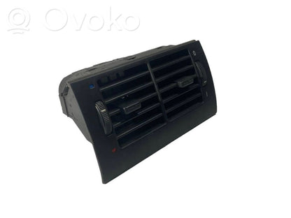 Задняя воздухо-вентиляционная решетка