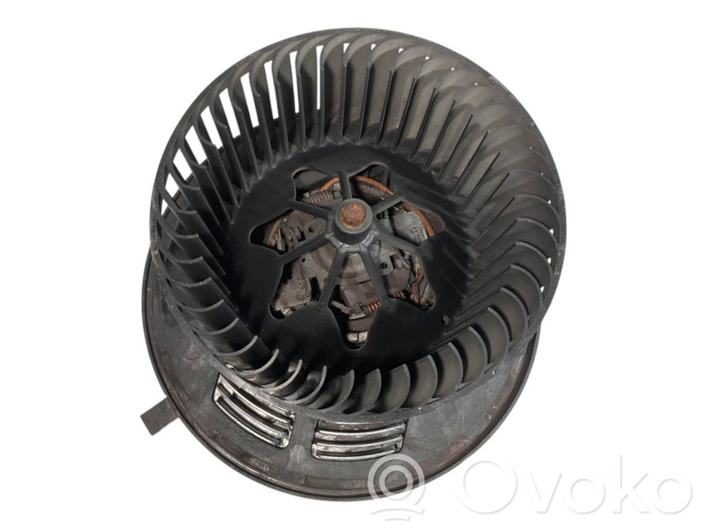 Mazā radiatora ventilators