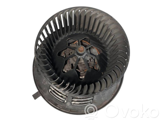 Small radiator fan