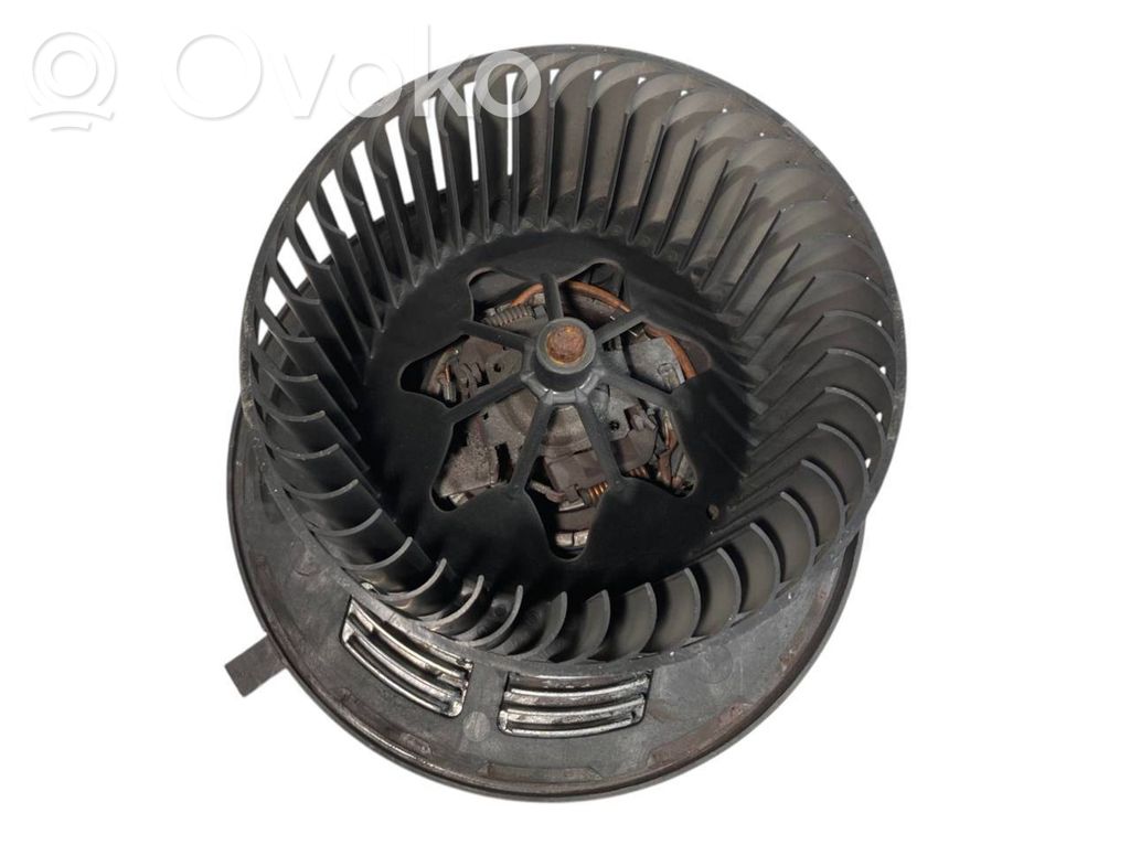 Mazā radiatora ventilators